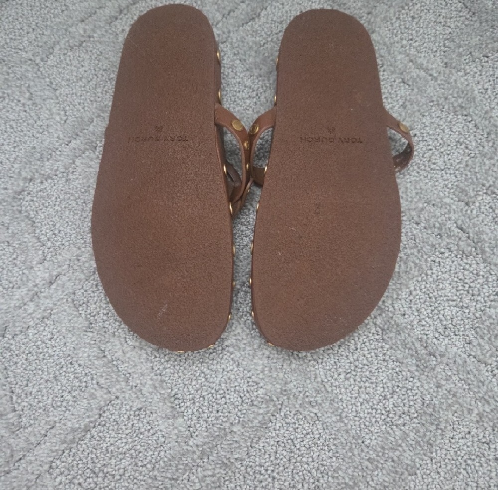 Tory Burch Brown Coin Cloud Logo Thong Sandals - Picture 2 of 8